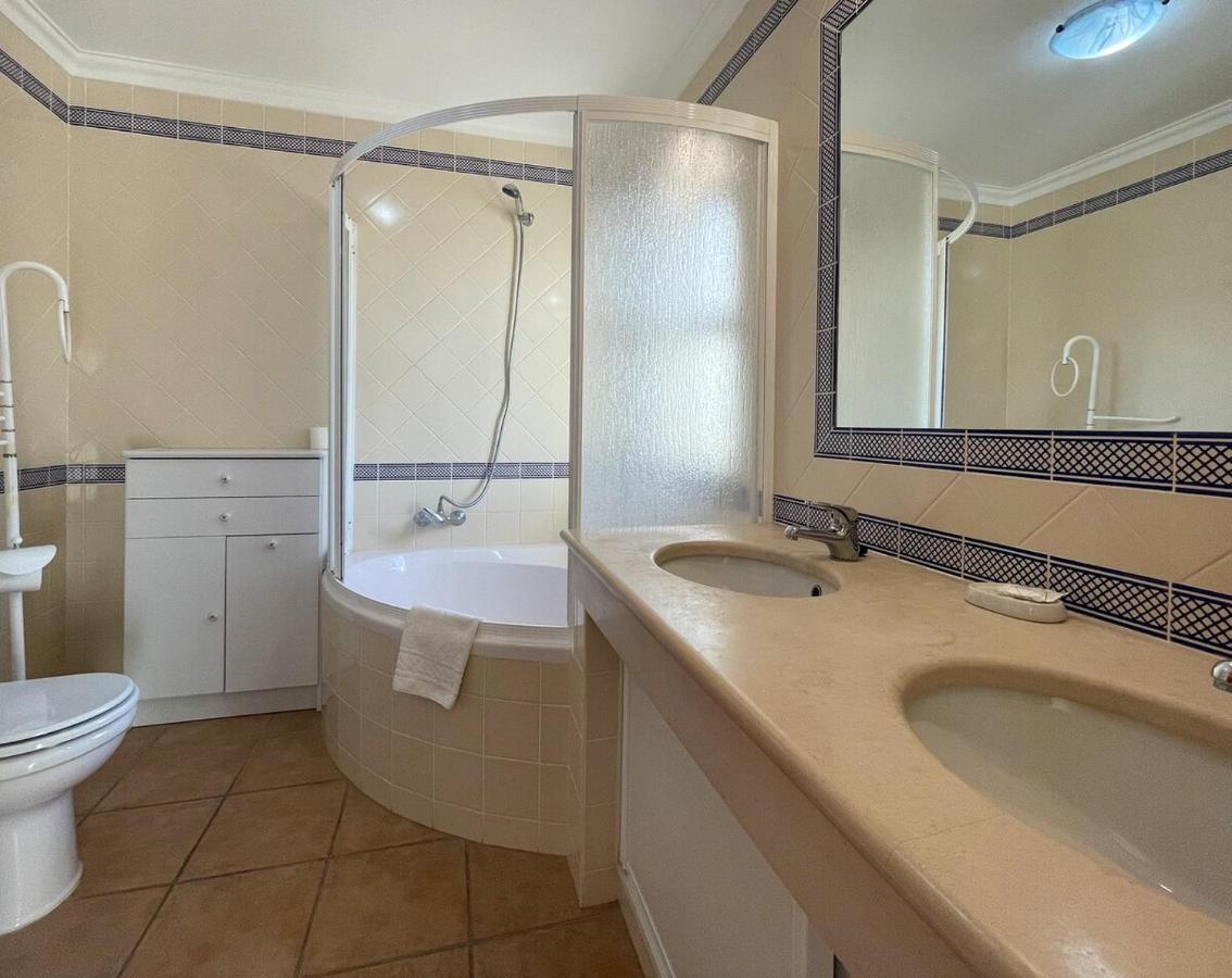 Moradia T3 Aguia Marina, Com Piscina E Bbq Vila Albufeira Exterior foto